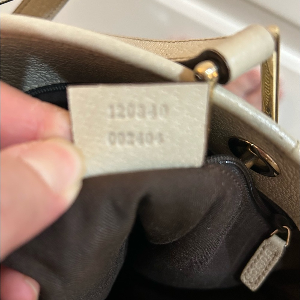 GUCCI GG Monogram Small Eclipse Tote (Oyster/Cream Color) - Great Condition - Picture 11 of 13